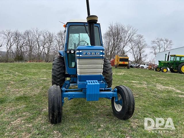 Image of Ford 7700 equipment image 3
