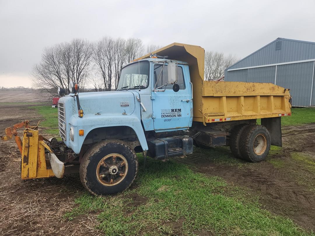 Image of Ford 8000 Primary image