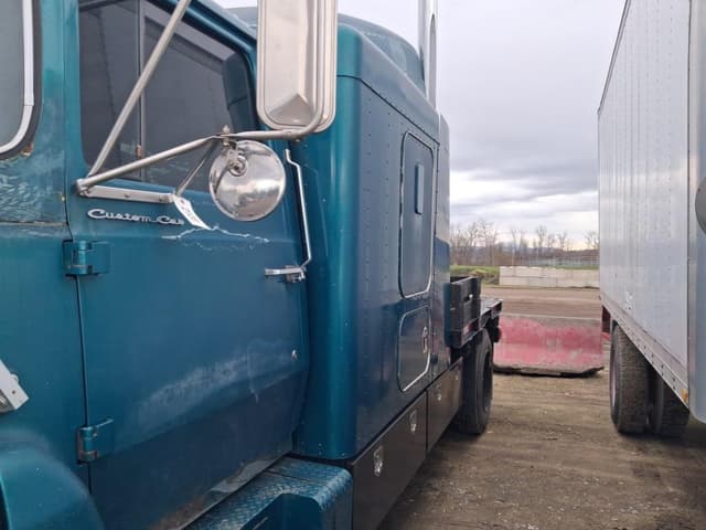 Image of Ford CF7000 equipment image 2