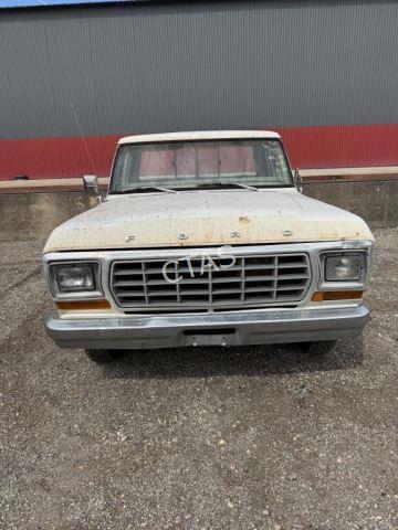Image of Ford F-150 equipment image 1