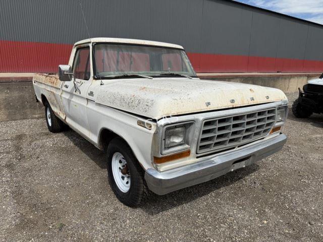 Image of Ford F-150 equipment image 2