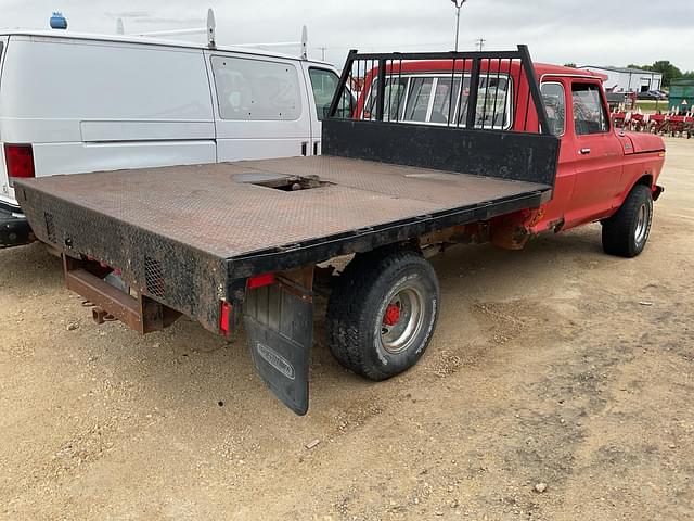 Image of Ford F-150 equipment image 3