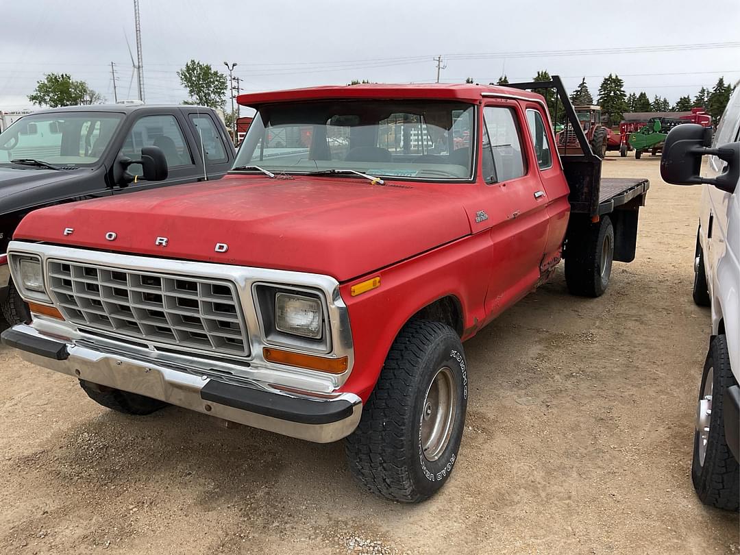 Image of Ford F-150 Primary image