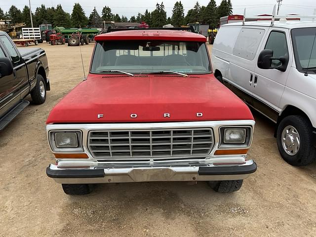 Image of Ford F-150 equipment image 1