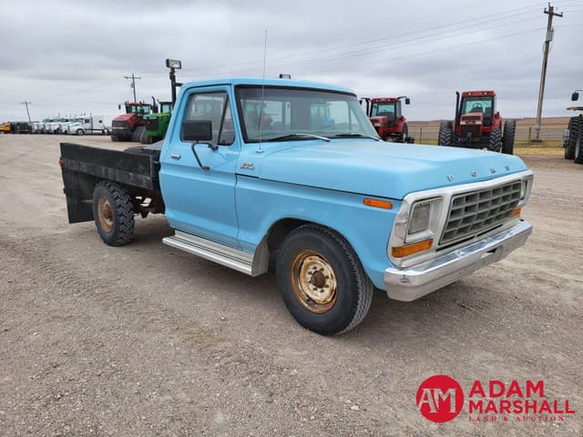 Image of Ford F-250 equipment image 1