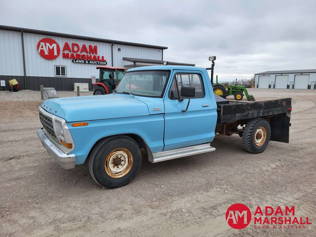 Image of Ford F-250 Primary image