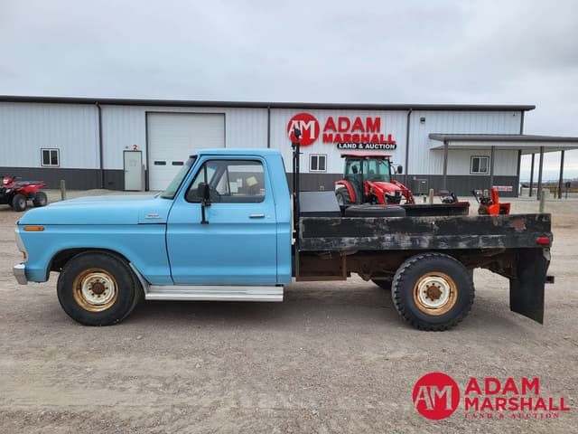 Image of Ford F-250 equipment image 4