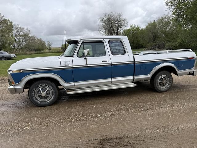 Image of Ford F-150 equipment image 1