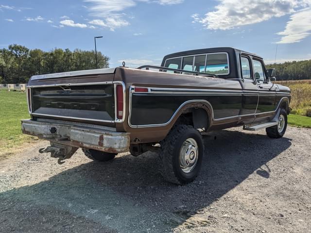 Image of Ford F-250 equipment image 4