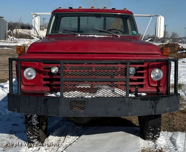 Image of Ford F-600 equipment image 1