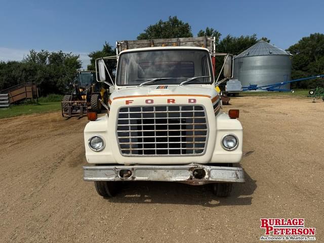 Image of Ford LN700 equipment image 2