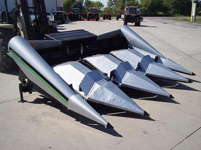 Image of Gleaner A-438 equipment image 1