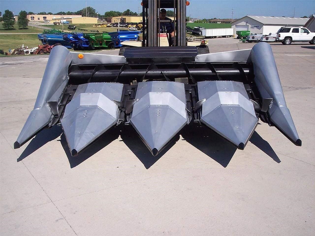 1979 Gleaner A-438 Equipment Image0