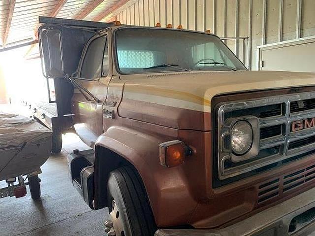 Thumbnail image GMC 7000 3