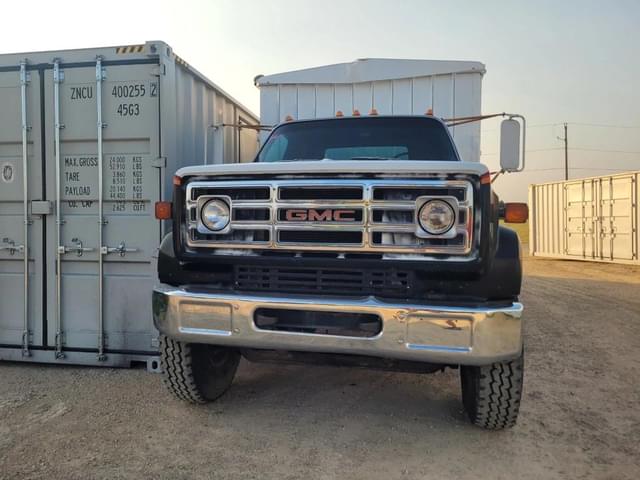 Image of GMC 7000 equipment image 2