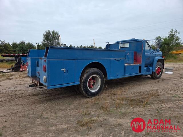 Image of GMC C70 equipment image 3