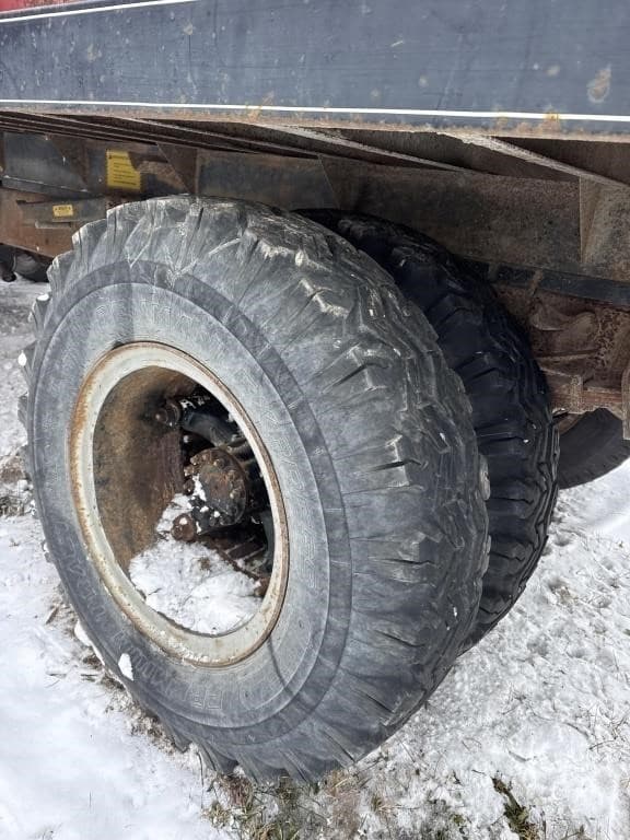 Image of GMC Grain Truck equipment image 4
