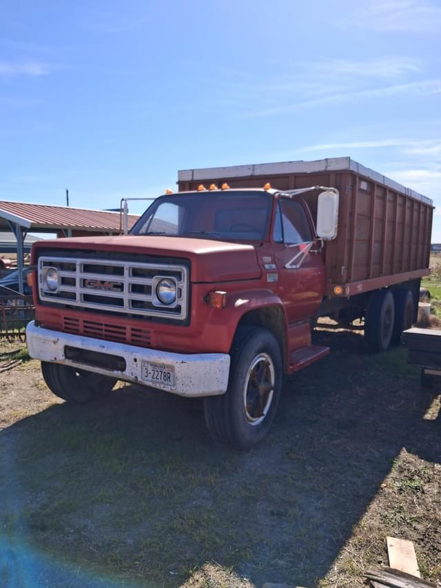 Image of GMC 6000 equipment image 1