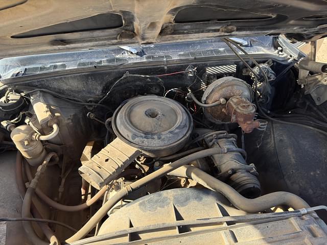 Image of GMC Sierra equipment image 4