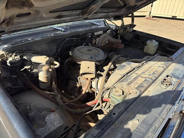 Image of GMC Sierra equipment image 2