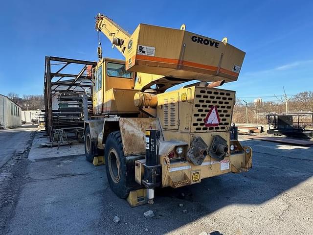 Image of Grove RT522 equipment image 3