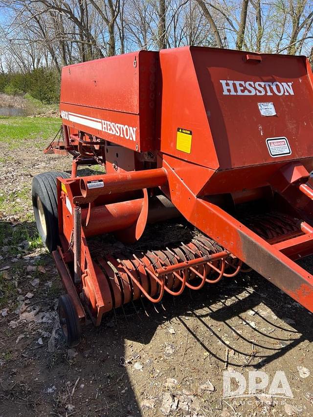 Image of Hesston 4600 equipment image 1