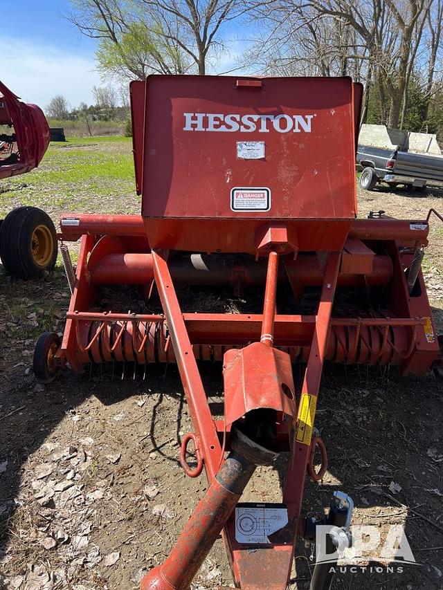 Image of Hesston 4600 equipment image 2