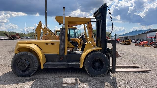 Image of Hyster H225H equipment image 3