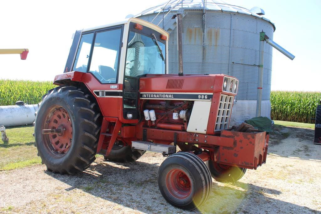 Main image International Harvester 986