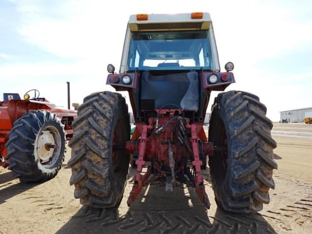 Image of International Harvester 986 equipment image 2