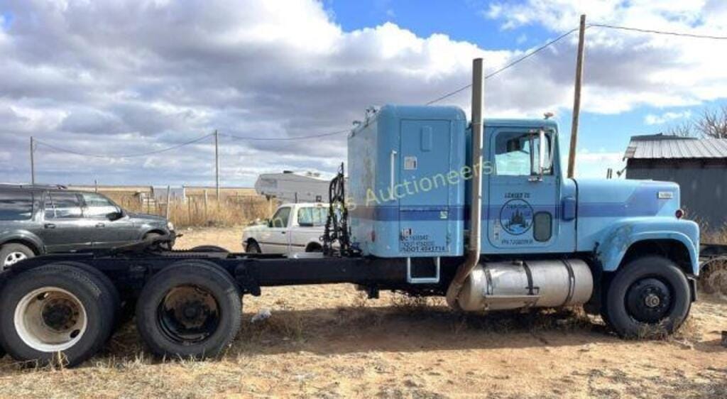 Main image International F-4370