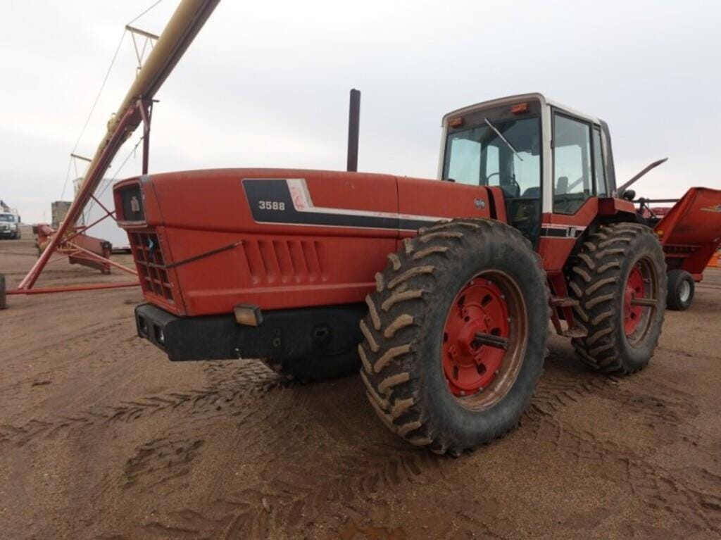 Main image International Harvester 3588