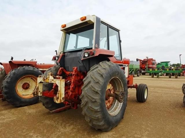 Image of International Harvester 886 equipment image 3