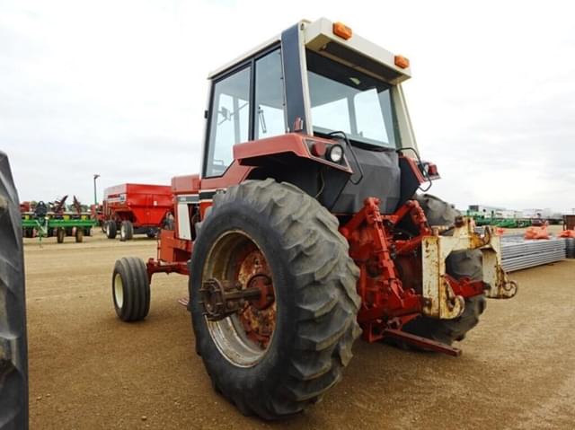 Image of International Harvester 886 equipment image 2
