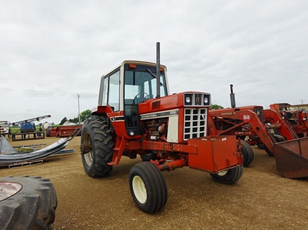 Image of International Harvester 886 Primary image