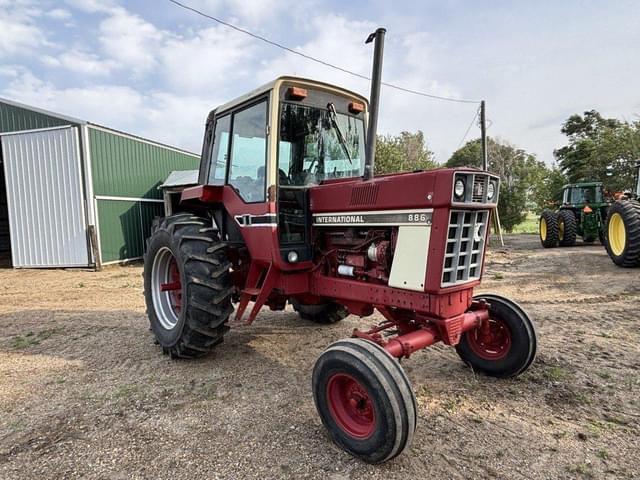Image of International Harvester 886 equipment image 3
