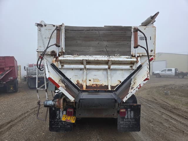 Image of International S-Series equipment image 3