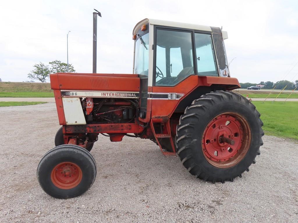 Image of International Harvester 1086 Primary image