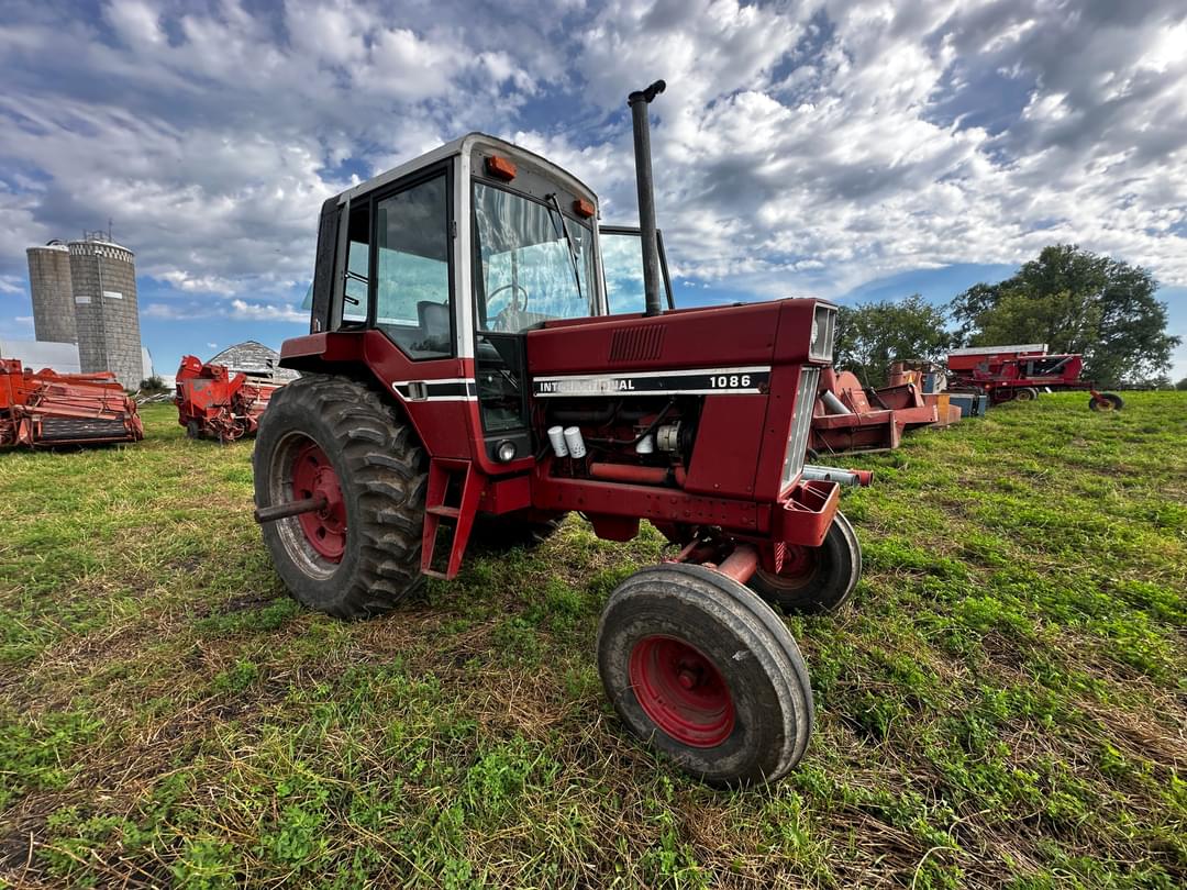 Image of International Harvester 1086 Primary image