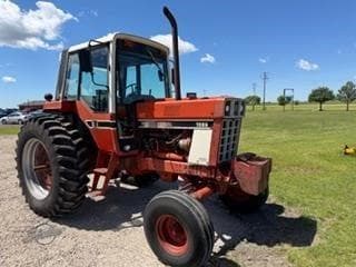 Image of International Harvester 1086 equipment image 3