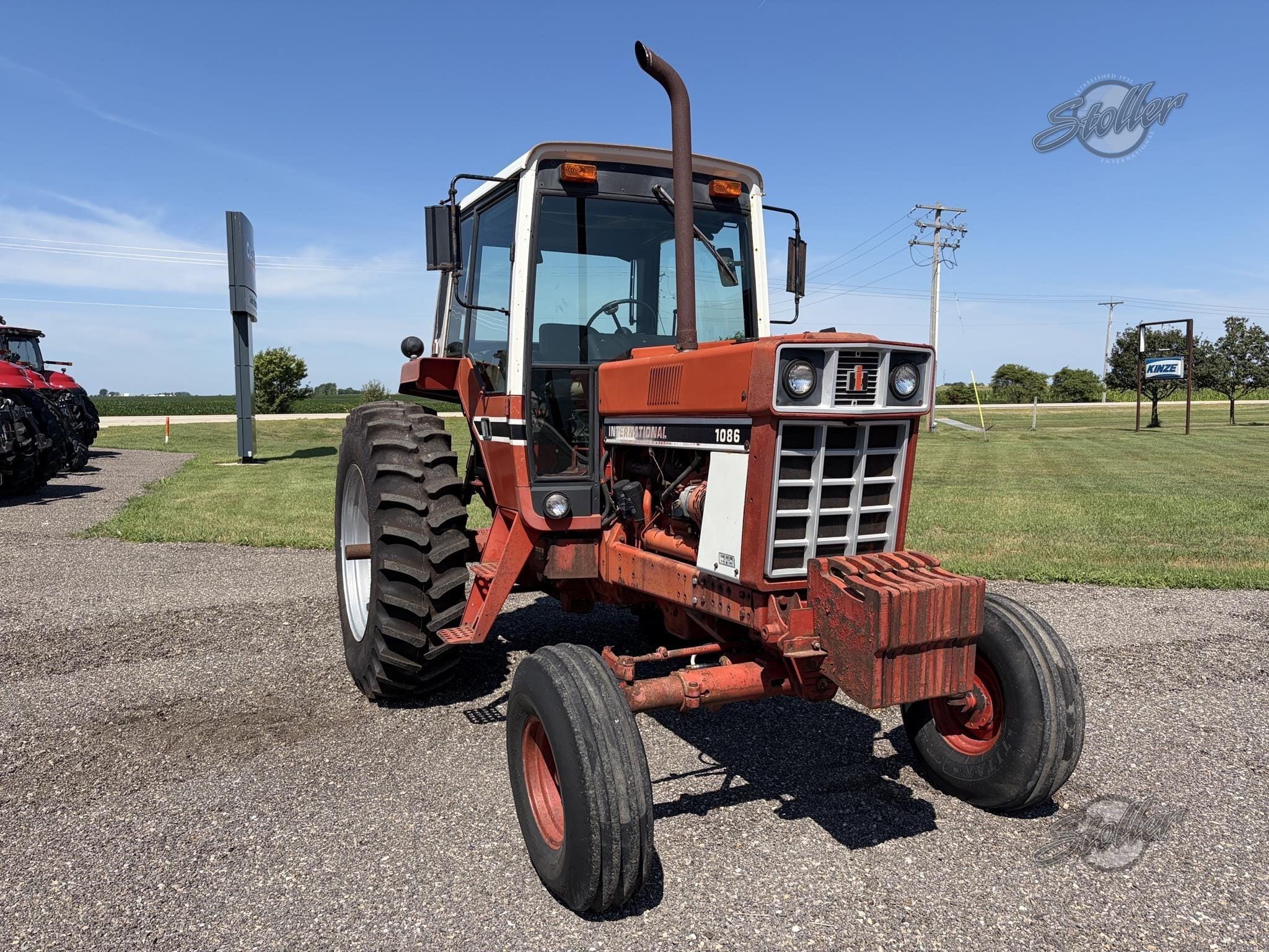 1979 International Harvester 1086 Equipment Image0