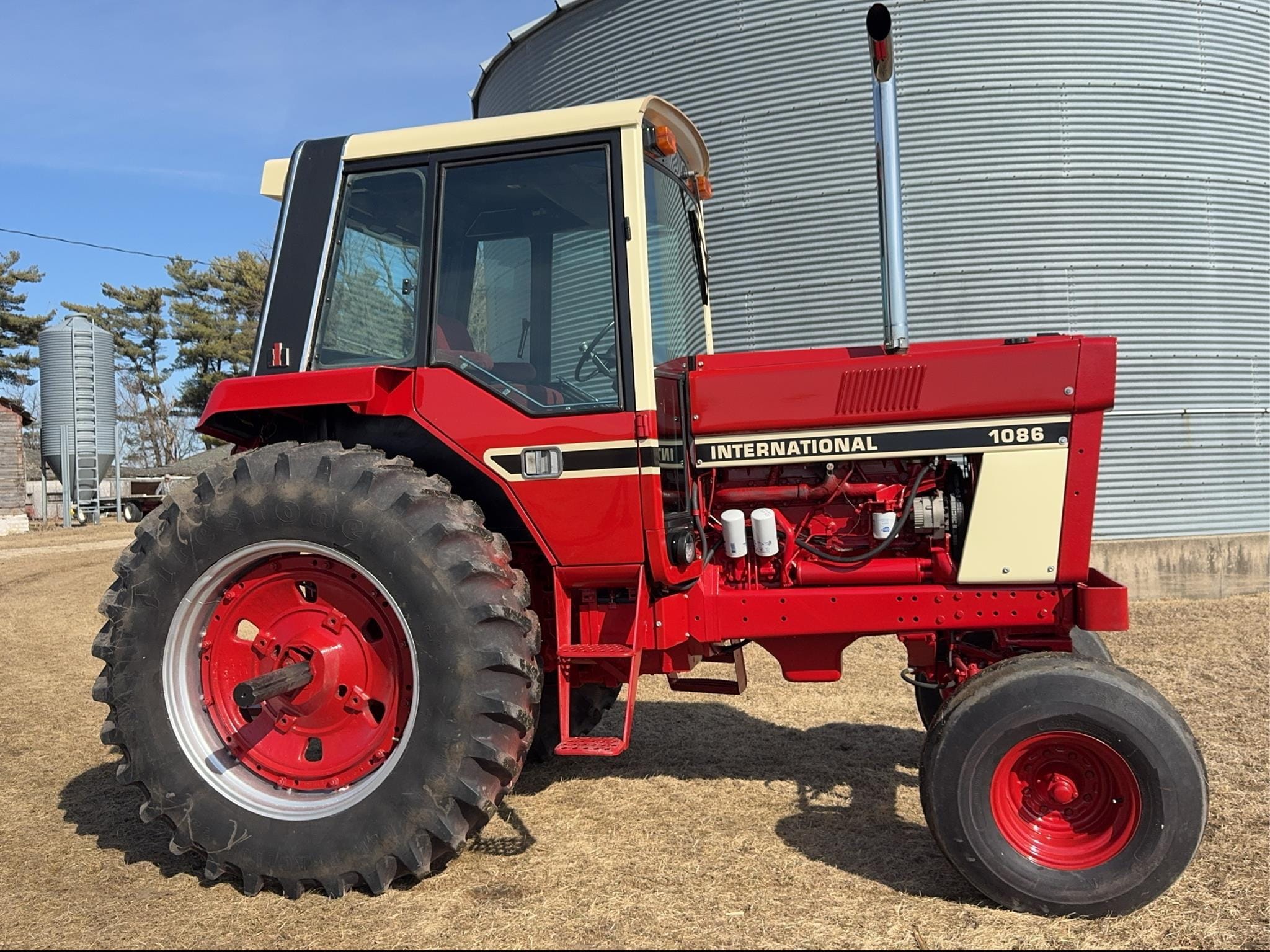 1979 International Harvester 1086 Equipment Image0
