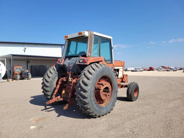 Image of International Harvester 1086 equipment image 4