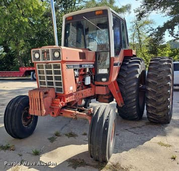 Main image International Harvester 1086