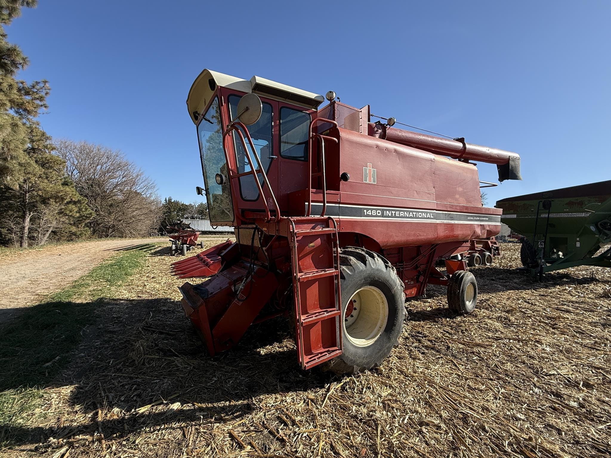 1979 International Harvester 1460 Equipment Image0