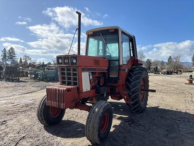 Image of International Harvester 1486 equipment image 1