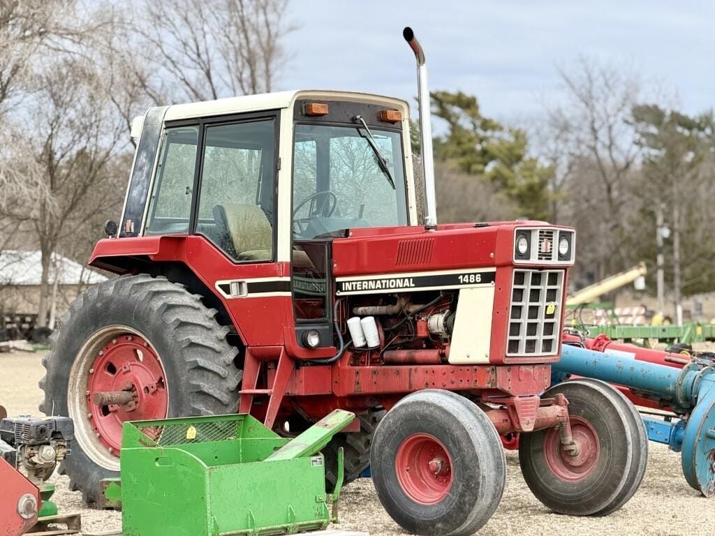 1979 International Harvester 1486 Equipment Image0