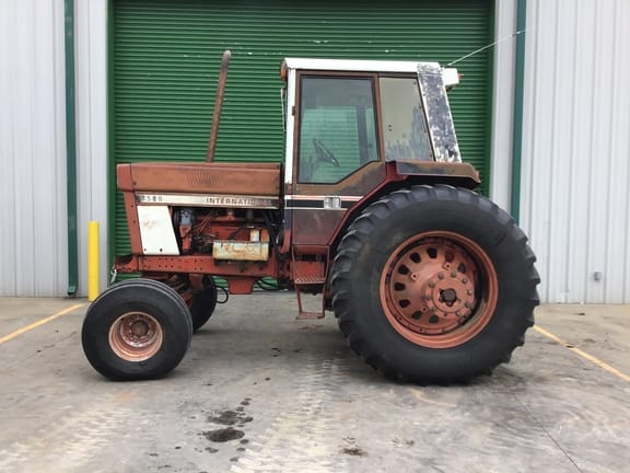 Main image International Harvester 1586