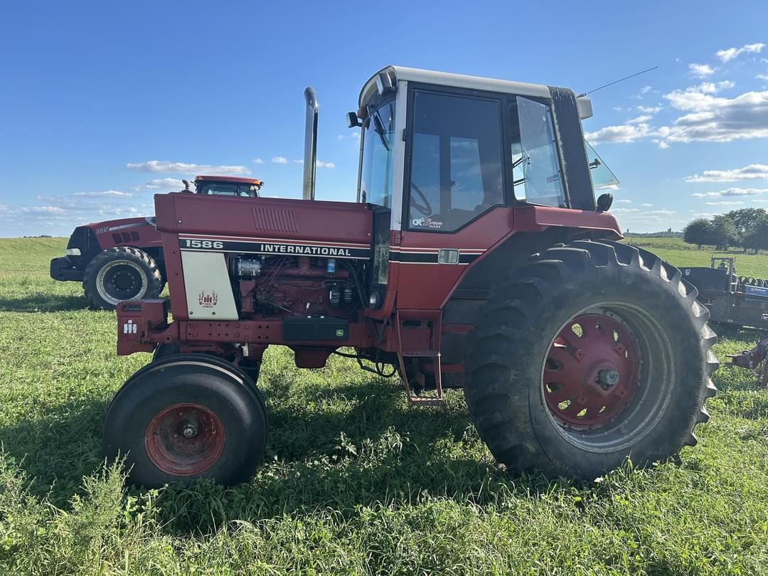 Image of International Harvester 1586 Primary image