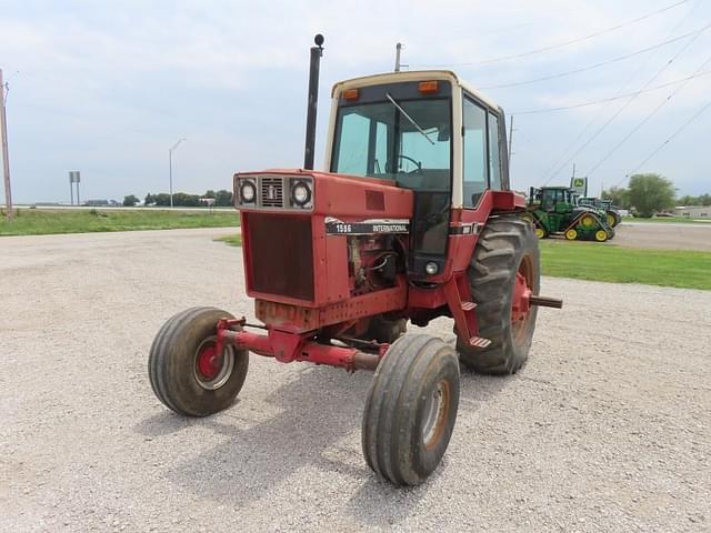 Image of International Harvester 1586 equipment image 1